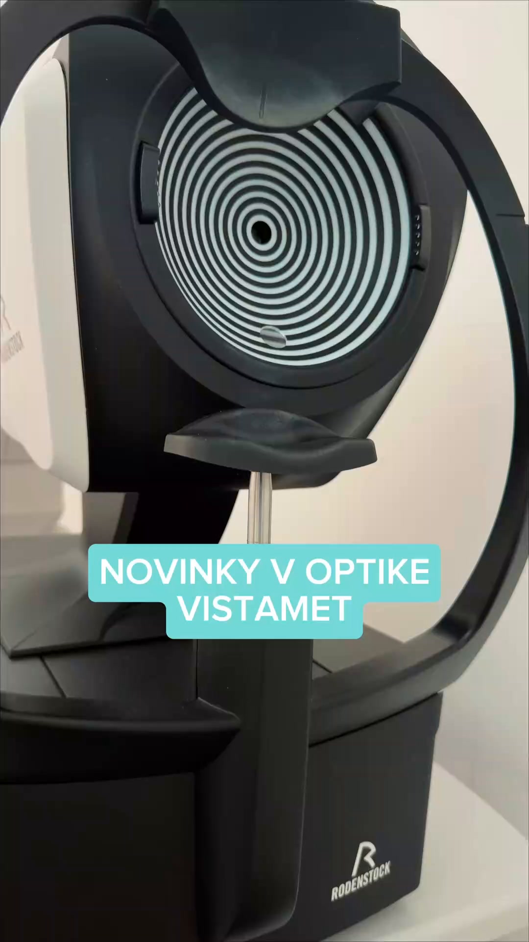 🚨👓Vo VISTAMET Optike máme čerstvé novinky, ktoré musíte vidieť (a vyskúšať si). Odvážne tvary, ikonické farby a modely, ktoré inde nenájdete.

Zastavte sa u nás skôr, než sa tie najlepšie kúsky vypredajú. 🏃‍♂️💨